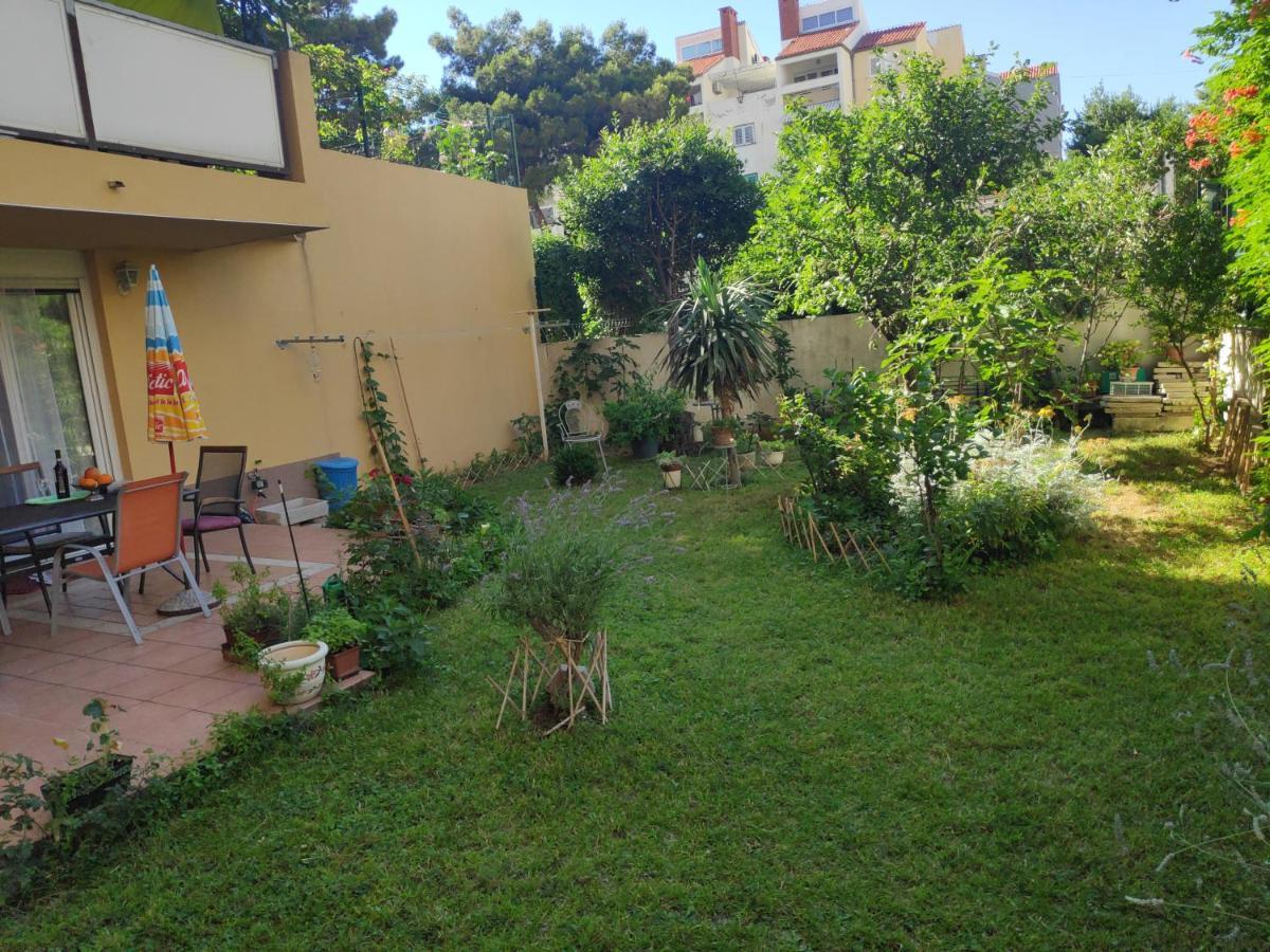 Spacious Apartment With Big Garden Near Beach Split Eksteriør bilde