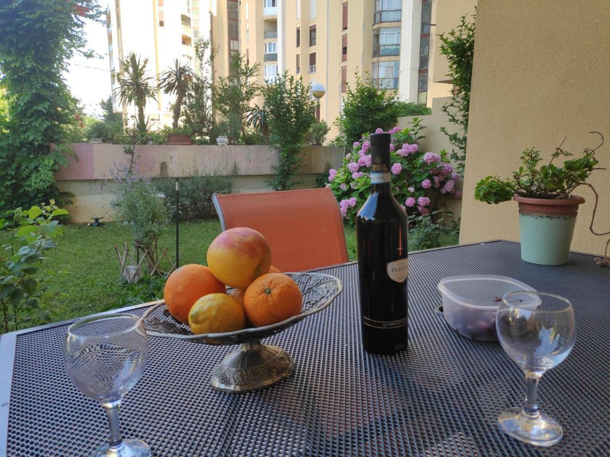 Spacious Apartment With Big Garden Near Beach Split Eksteriør bilde
