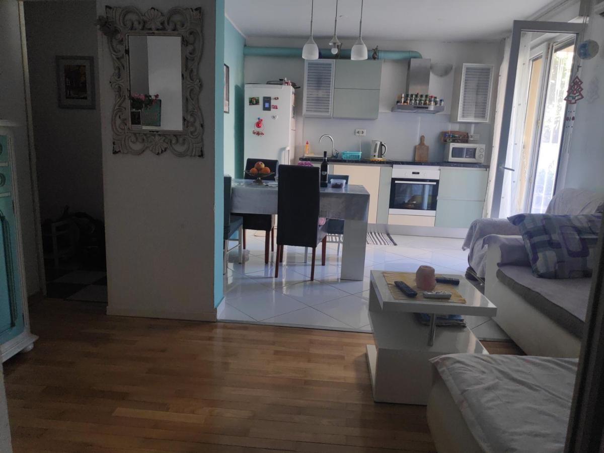 Spacious Apartment With Big Garden Near Beach Split Eksteriør bilde